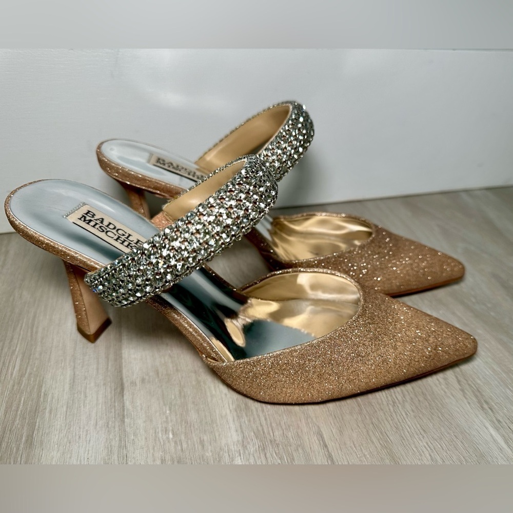 Badgley Mischka Jewel Gold Glitter Jan Strappy Pointed Toe Heels Mule 8